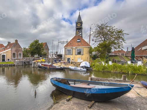 Preview: Hindeloopen village scene boat