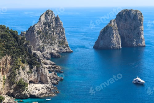 Preview: View of the rocks from the island of Capri.