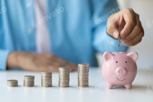 Preview: Savings Growth Chart with Piggy Bank