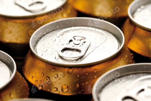 Preview: Beer cans, close-up
