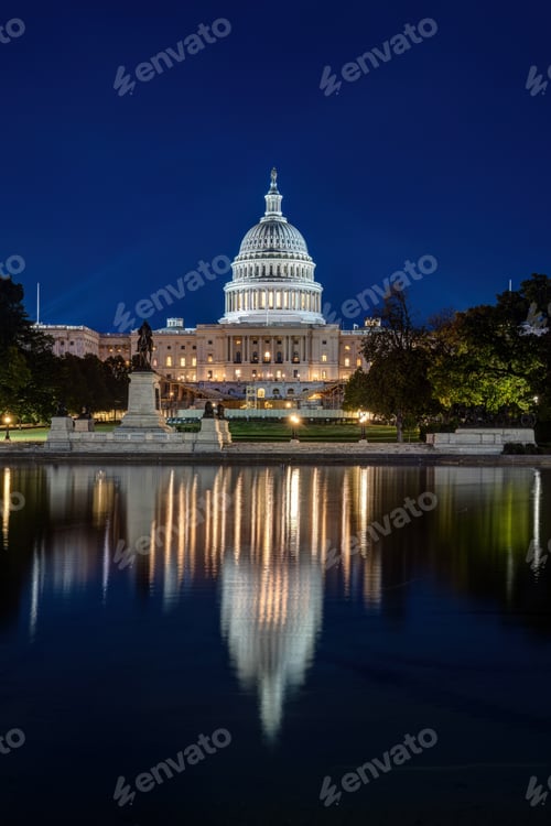 Preview: The illuminated United States Capitol in Washington DC at night