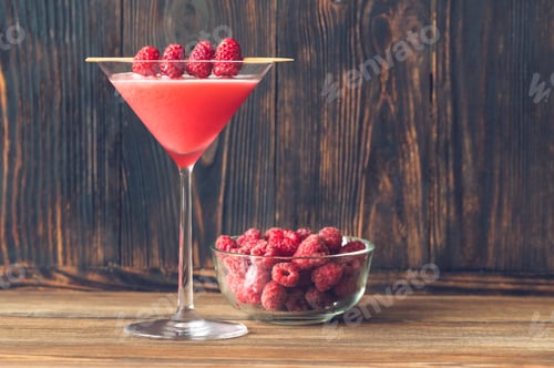 Preview: Clover Club Cocktail