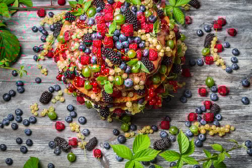 Preview: Cake made of fresh wild fruit
