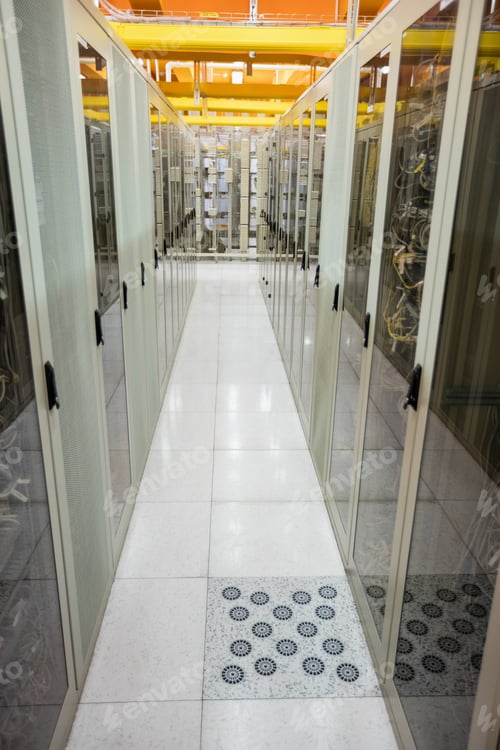 Preview: Hallway With A Row Of Servers In Server Room