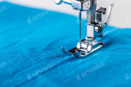 Preview: Sewing machine and fabric