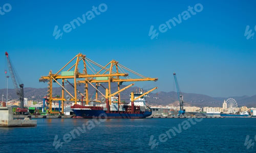 Preview: Mesmerizing shot of a port with ships at daytime