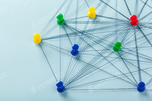 Preview: Network with pins