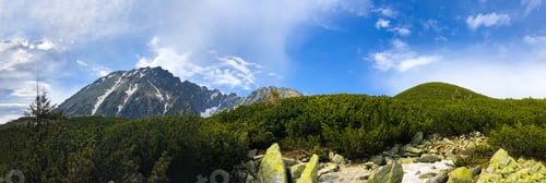 Preview: Scenic hiking trail in the Tatra National Park, beautiful mountainscape in the background