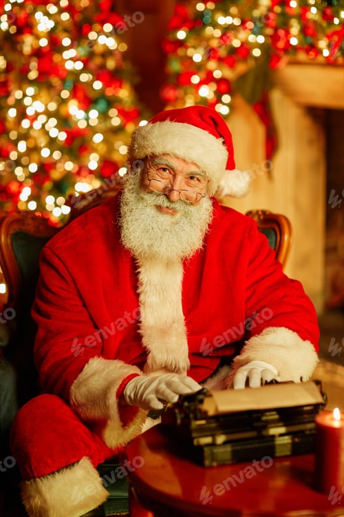 Preview: Santa Claus With Typewriter