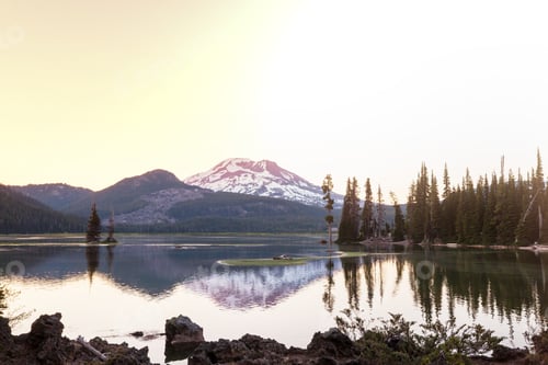 Preview: Lake in Oregon