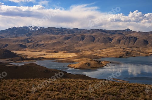 Preview: Laguna Lagunillas - one of the highest lakes on the Andean plateau
