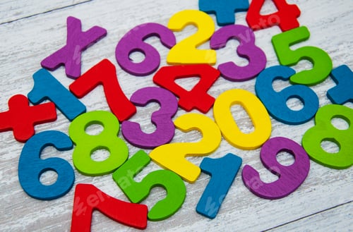 Preview: colorful wooden numbers