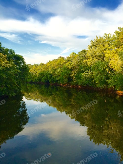 Preview: Lake Carnegie