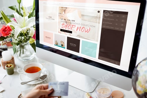 Preview: Shopping Commercial Online Internet Concept