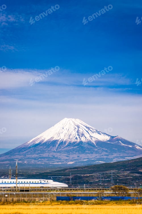 Preview: Train and Fuji