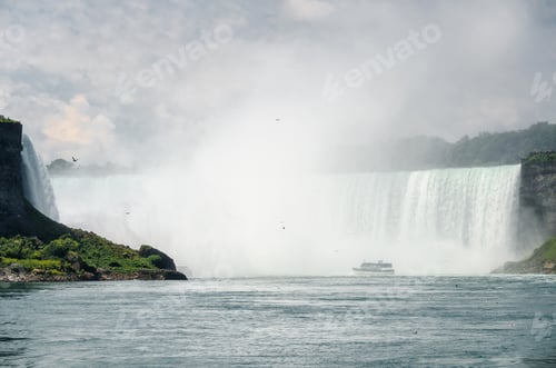 Preview: Niagara Falls