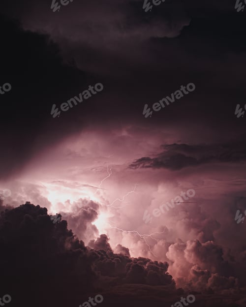 Preview: Lightning Storm in Maldives