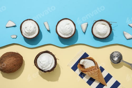 Preview: Summer dessert - ice cream, ice cream with coconut