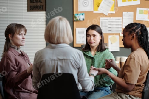 Preview: Female patients of psychologist