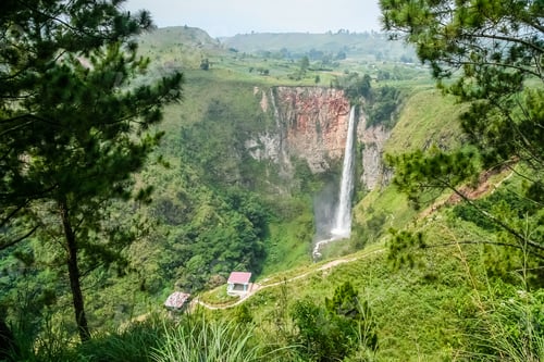 Preview: Sipisu Pisu Waterfall