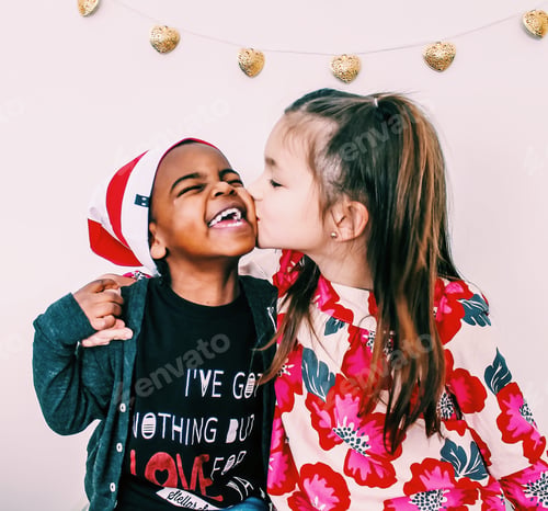 Preview: Sister kissing brother