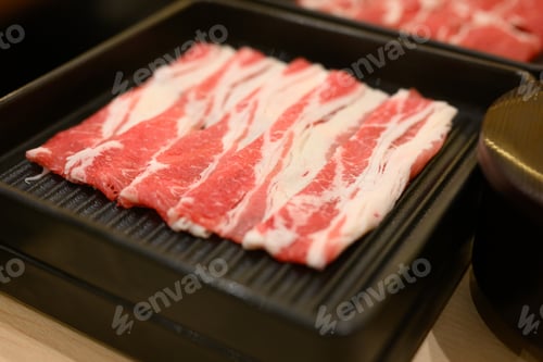 Preview: Slide beef in black plate, Slide of beef, Beef and hotpot