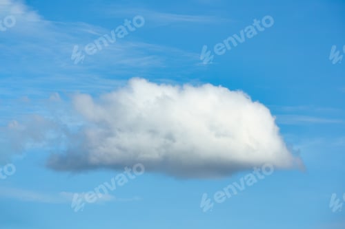 Preview: Single white cloud in blue sky