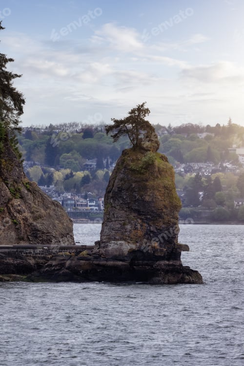 Preview: Siwash Rock and Seawall in Stanley Park on the West Coast of Pacific Ocean.