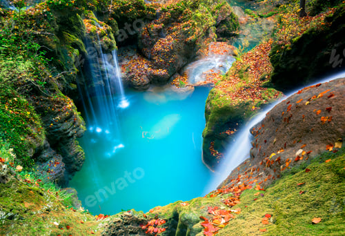 Preview: Amazing waterfalls of aquifer with bright vegetation