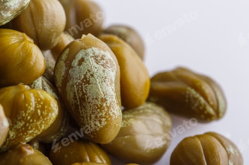 Preview: Pickled capers on a white acrylic background