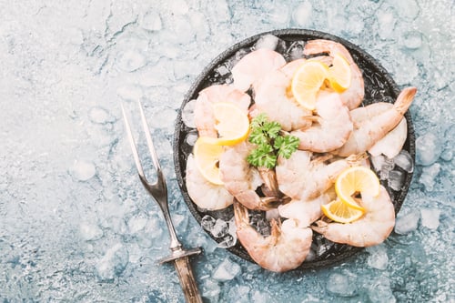 Preview: Raw shrimps with lemon