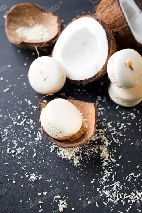 Preview: fresh coconut macaroons