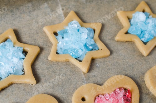 Preview: The process of making cookies and Christmas gingerbread.
