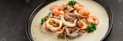 Preview: Seafood cocktail with creamy sauce shrimp, mussels, squid rings, prawns food