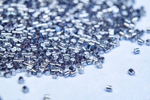 Preview: Close-up of abrasive blasting media, cut wire shot peening