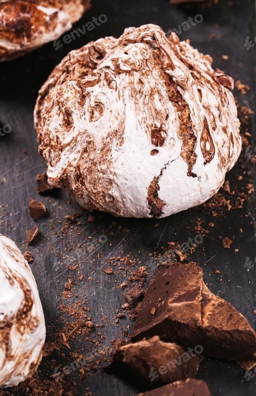 Preview: Meringue