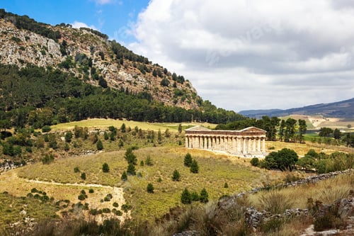 Preview: Greek Temple Ruins in Segesta Sicily