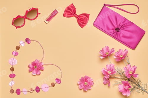 Preview: Woman essentials
