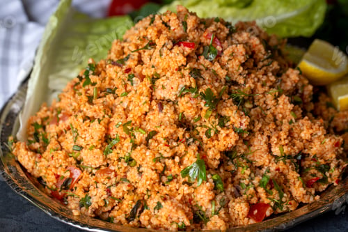 Preview: Traditional delicious Turkish foods: bulgur salad (kisir)