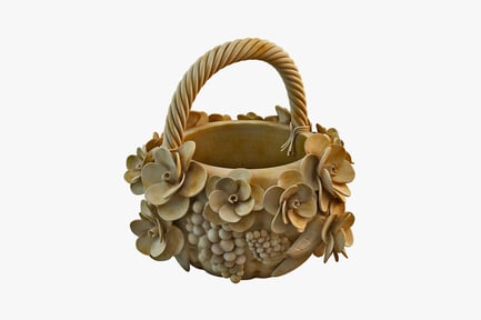 Preview: Floral and grape-adorned basket with rope handle