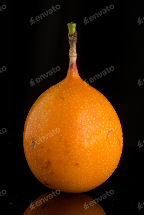 Preview: Passion fruit maracuja granadilla
