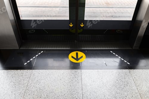 Preview: Navigation sign direction at metro station in Dubai