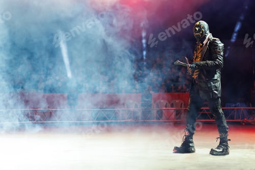 Preview: A circus show with knife throwing in the circus arena. The man in the mask dreams of knives.