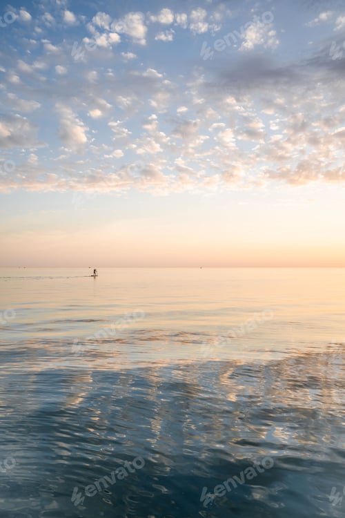 Preview: Beautiful sunset landscape on the blue sea.