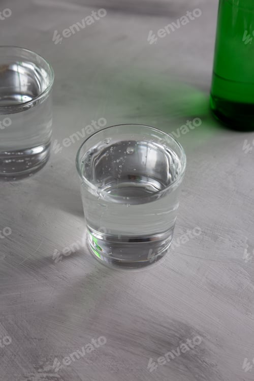 Preview: Sparkling Mineral Water in a Glass, side view.