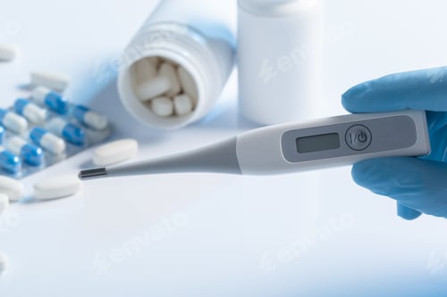 Preview: thermometer and pills