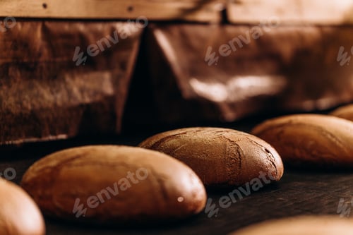 Preview: industrial production of bakery products on an assembly line - technology and machinery in the food