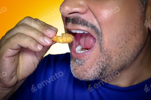 Preview: Close-up of the mouth eating a crayfish