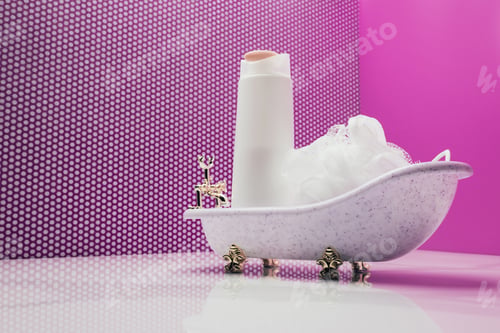 Preview: toy bath with real size shampoo bottle and bast in miniature room