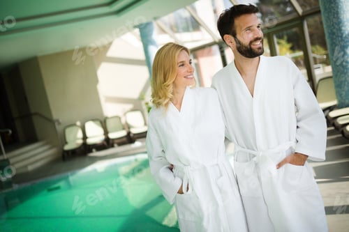 Preview: Couple enjoying spa wellness treatments